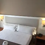 Rosamar & 4*s Szálloda